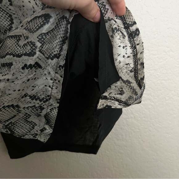 Generation Love Snake Print Silk Tank Top Size: S - Picture 5 of 8